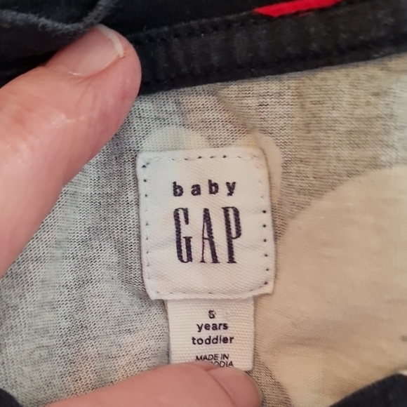 GAP Black with Hearts Long Sleeve Crew Neck Girls Dress 5T in GUC - Picture 2 of 4